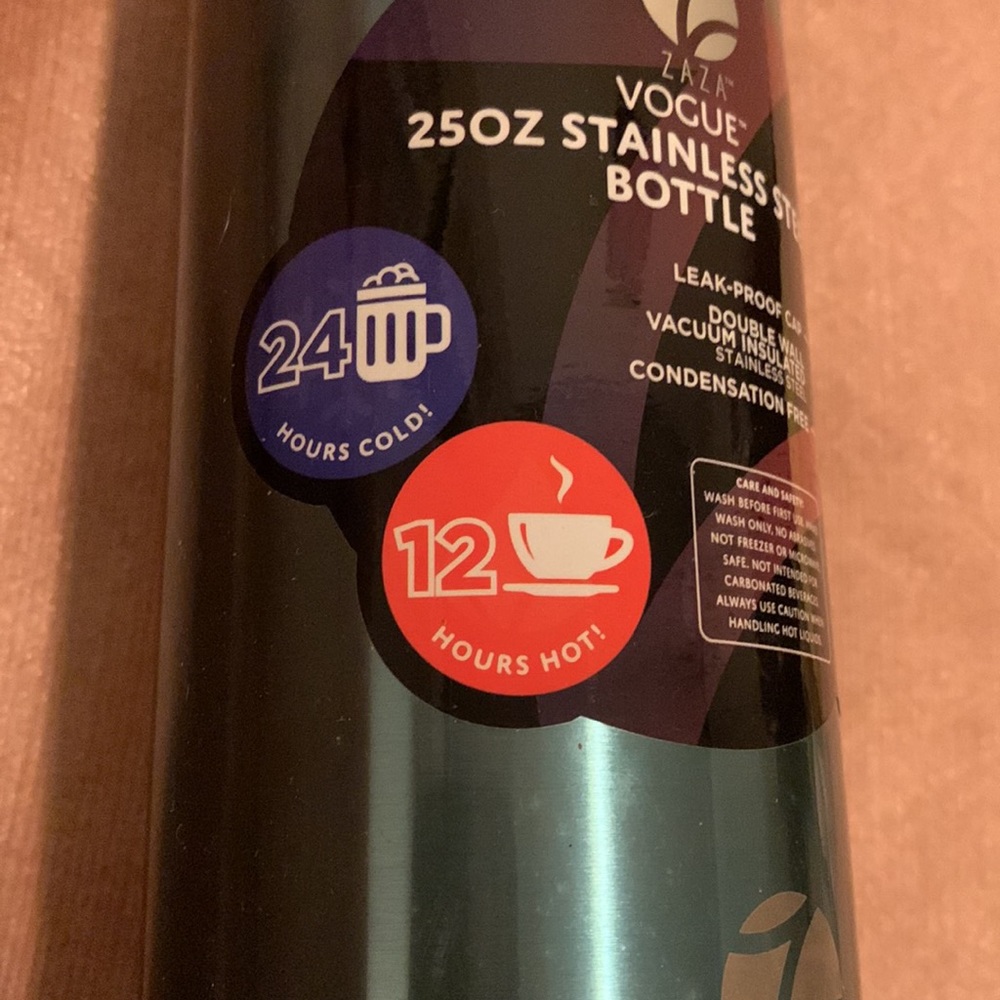 25 Oz Stainless Steel Vacuum Insulated Water Bottle - Picture 2 of 7